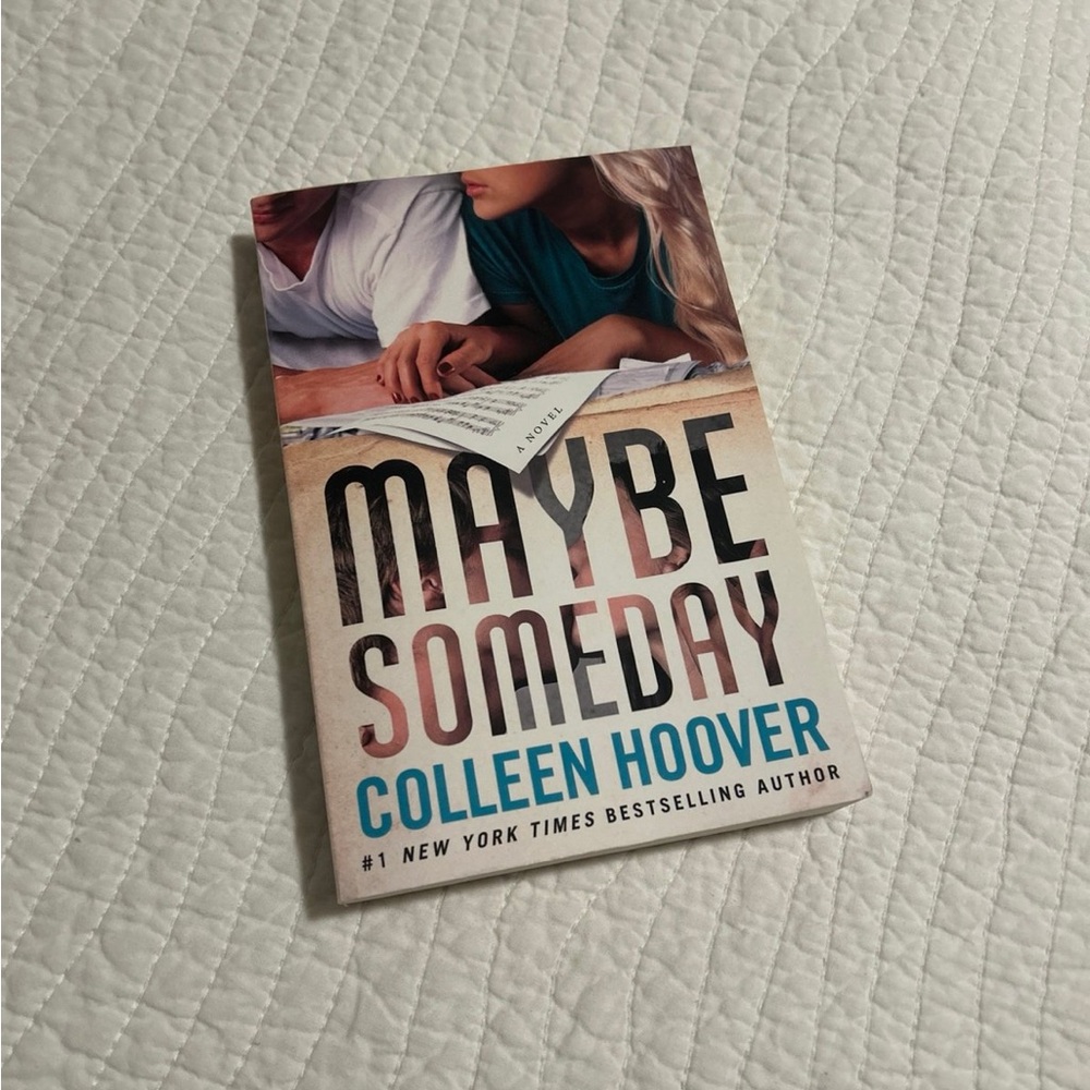 Maybe Someday by Colleen Hoover - Multicolor Paperback